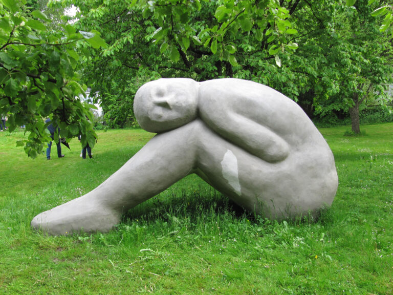 Paradiesische Kunstwerke im Naturgarten