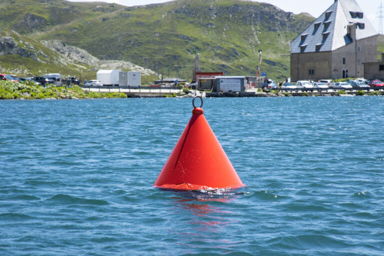 7000 Wasserbotschaften auf dem Lago della Piazza