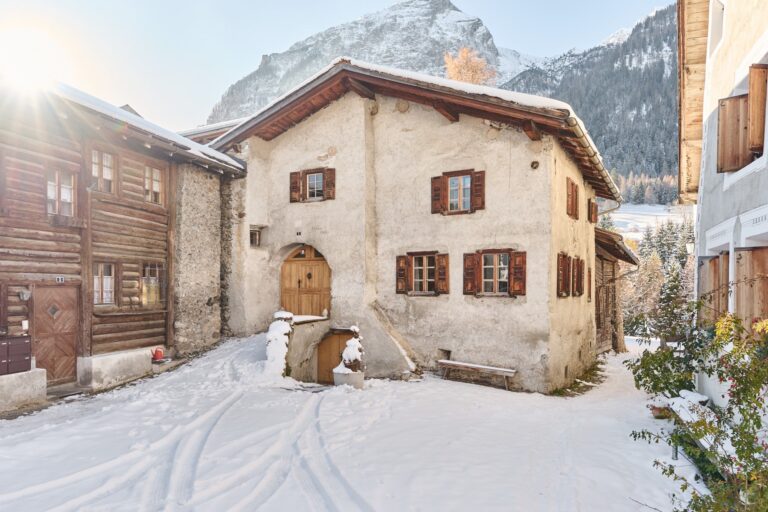 Bauernhaus in Bergün – sorgfältig erhalten und neu belebt