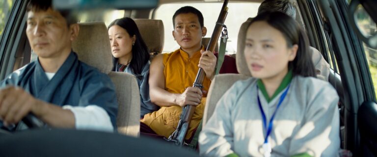 Was will der Lama mit dem Gewehr?